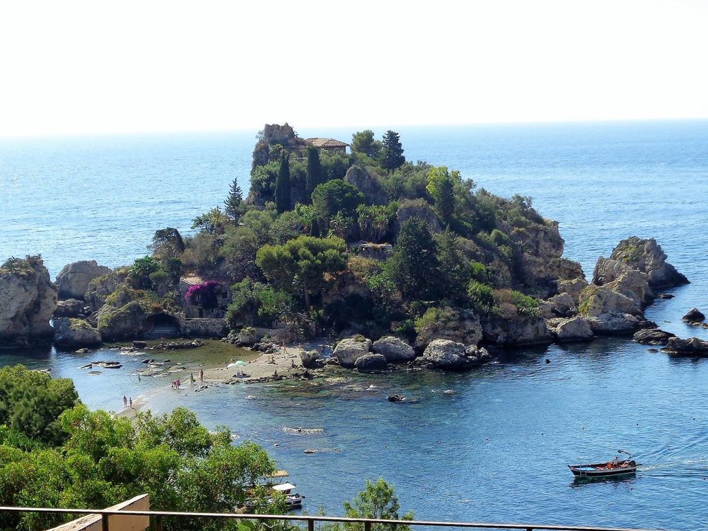Holidaysora Taormina - Il Giardino Di Graziella Exterior photo